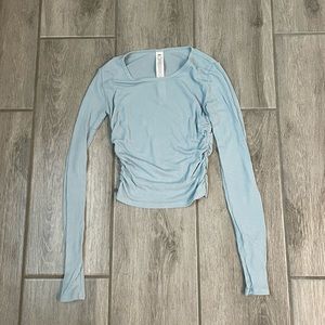 Alo Yoga Gather Long sleeve top